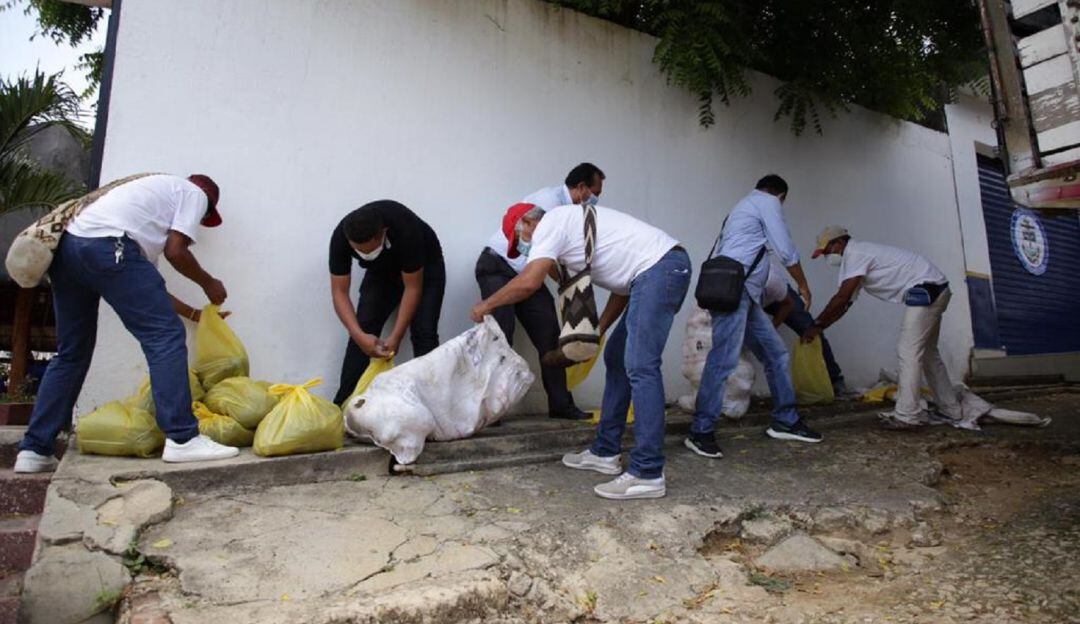 La fundación compró más de 60 toneladas del producto para entregarlo a las familias más necesitadas en el centro y norte del departamento