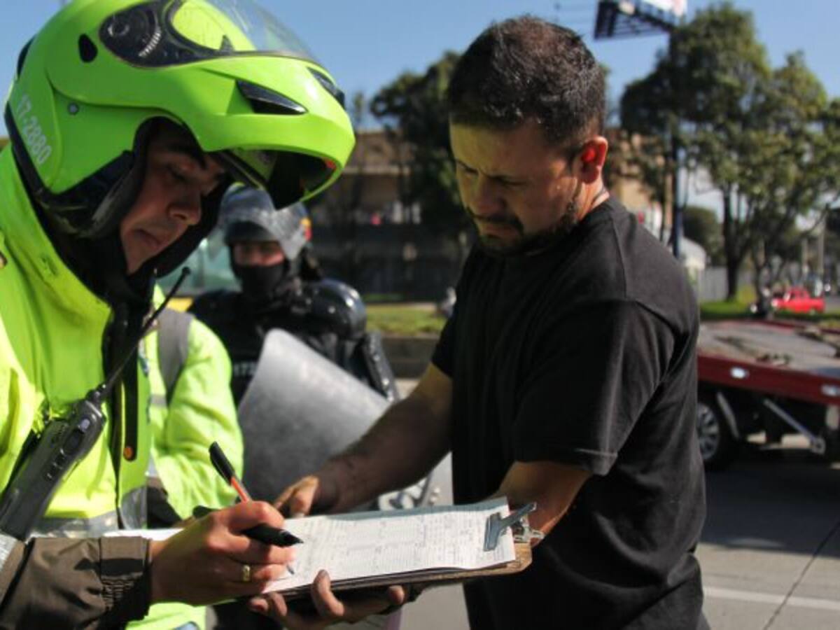 Autoridades de tránsito impusieron en junio 10 mil comparendos diarios