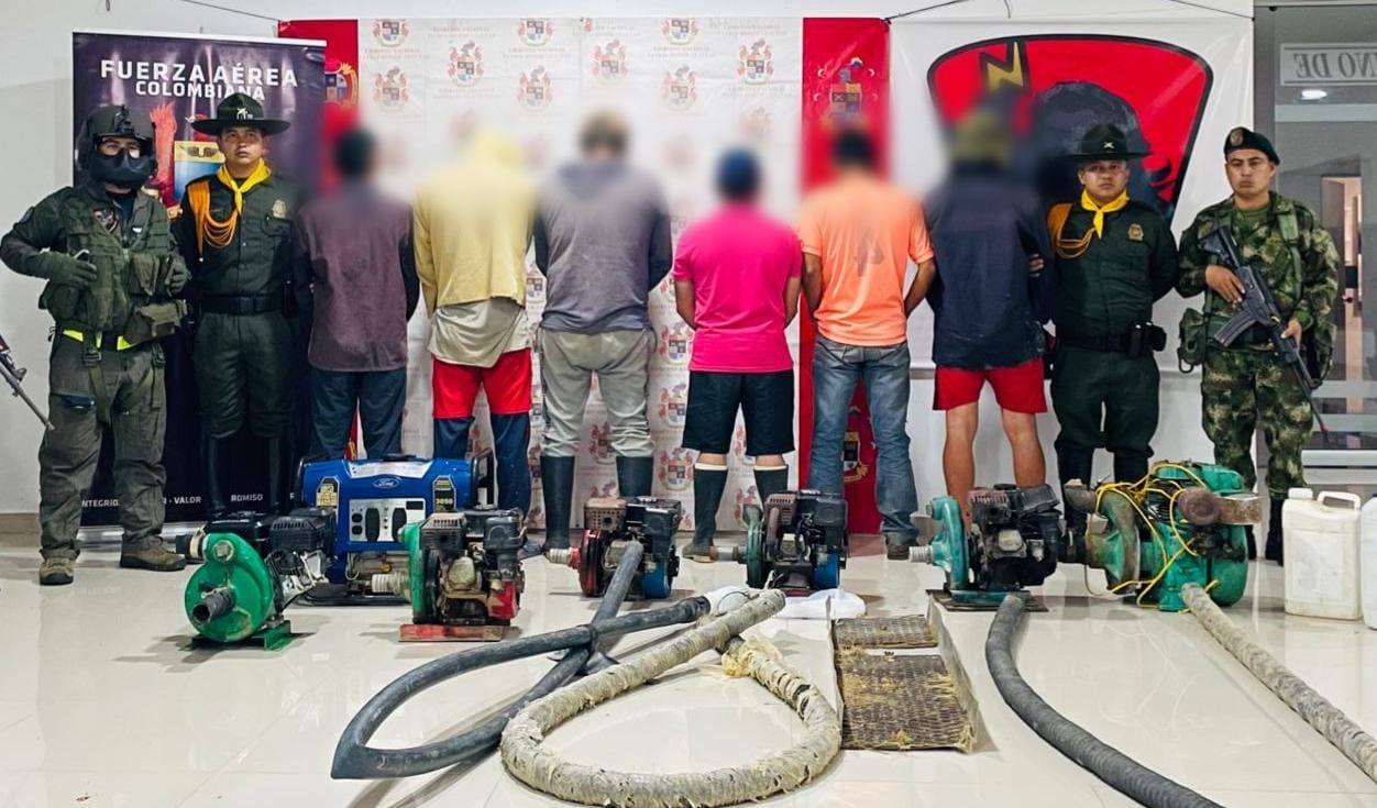 Seis personas fueron capturadas por minería ilegal en Ataco, Tolima.