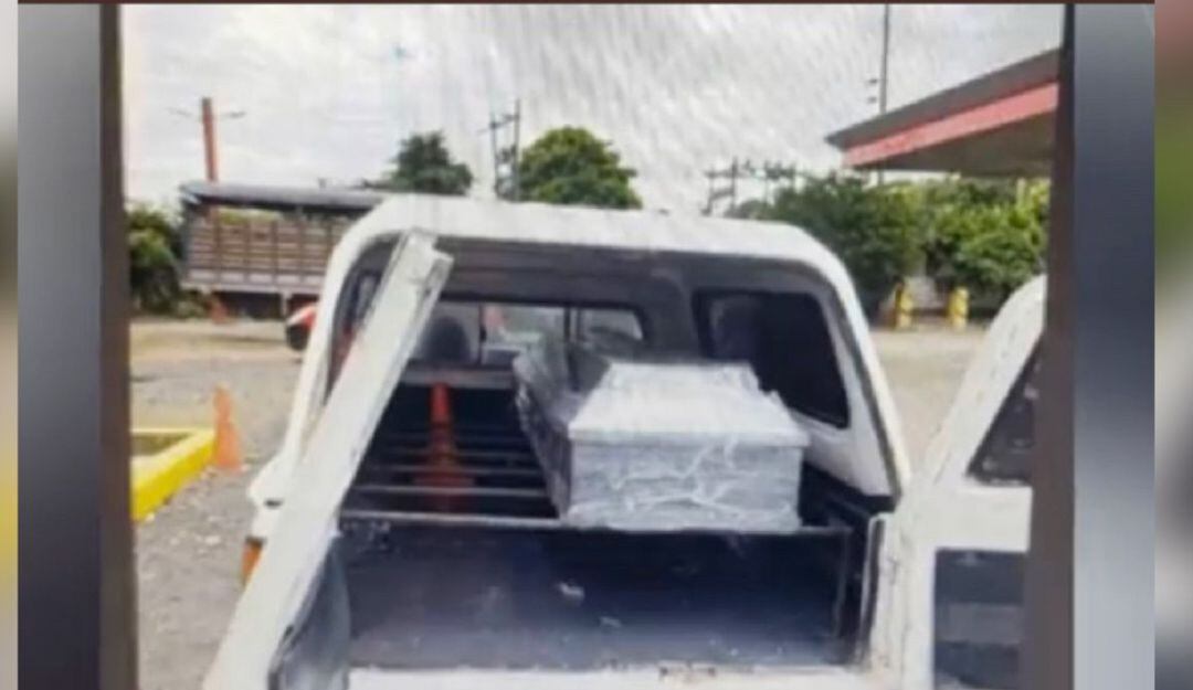 En el sur del Magdalena un hombre robó una carroza fúnebre con cadáver dentro 