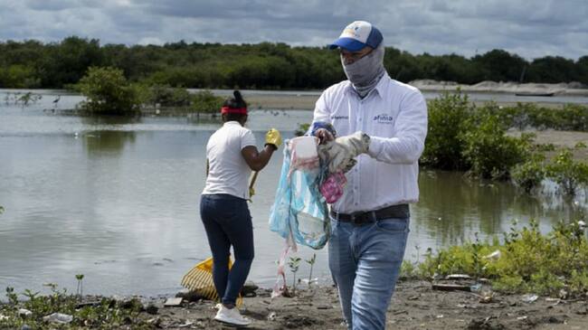 La compañía promovió una cultura de cambio y de respeto frente al entorno con una jornada de limpieza