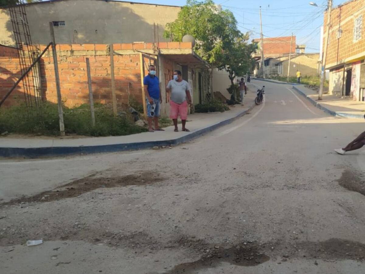 Piden terminación de una vía en el barrio La Sierrita de Cartagena