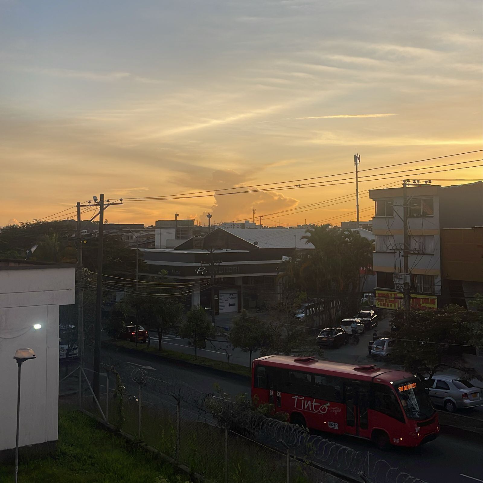 Atardecer en Armenia- Juan Pablo González