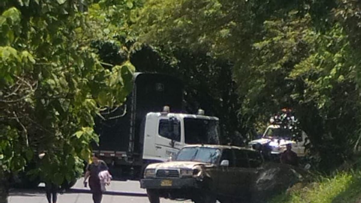 Grupo armado hurtó un vehículo de transporte de valores en el sur del Cauca