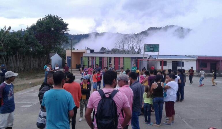 Refugio humanitario en San Calixto, en el corregimiento La  Quina, donde hay más de 300 personas entre niños, mujeres,  adulto y ancianos.