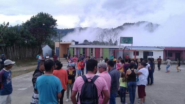 Refugio humanitario en San Calixto, en el corregimiento La Quina, donde hay más de 300 personas entre niños, mujeres, adulto y ancianos.