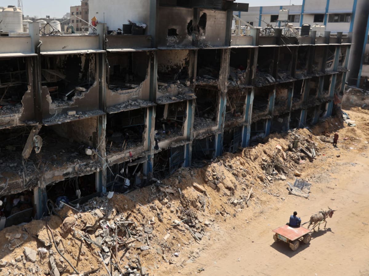 ¿Qué hay en la hoja de ruta de tres fases de Israel para el alto el fuego en Gaza?