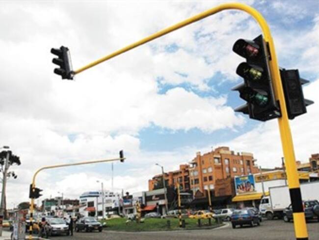En un mes se abrirá la licitación para la modernización de semáforos en Bogotá