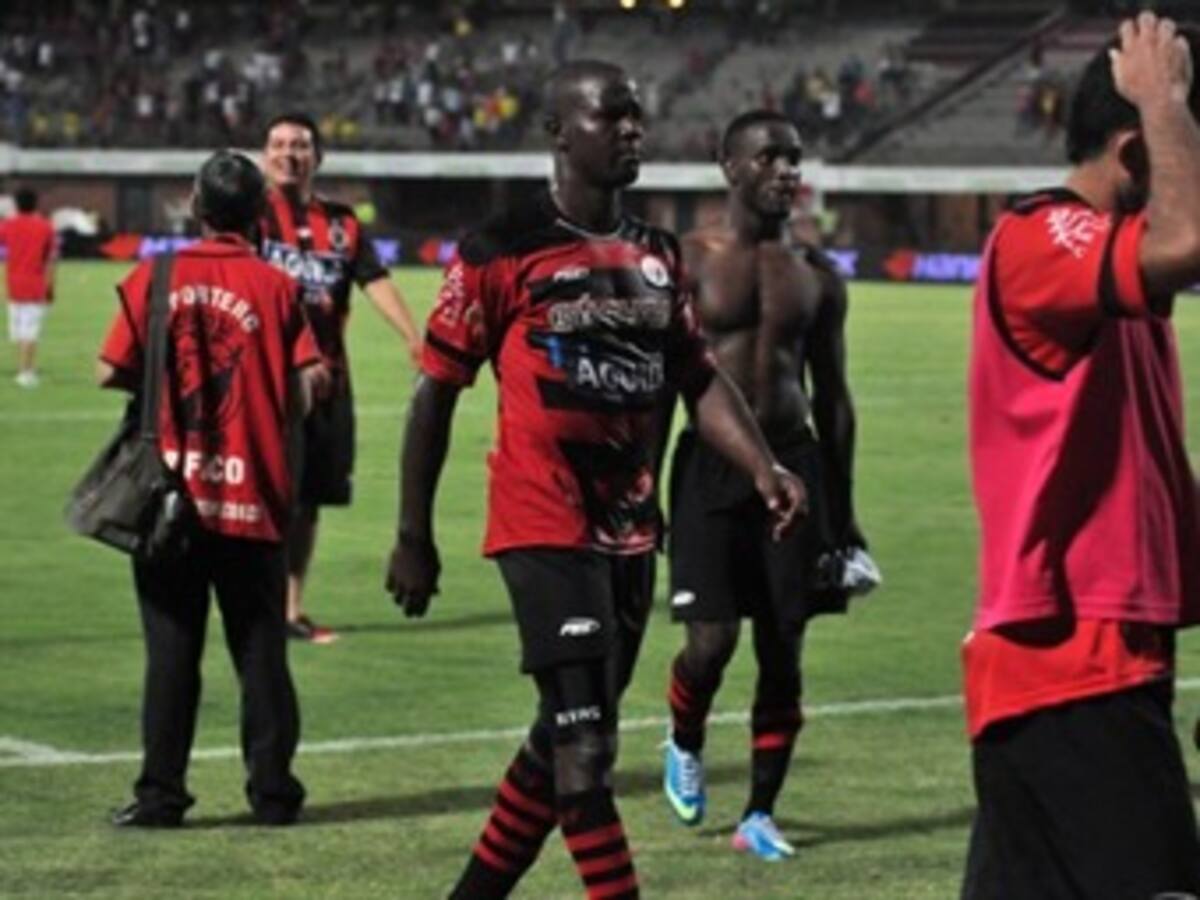 Cúcuta no gana y sigue penando en la zona de descenso