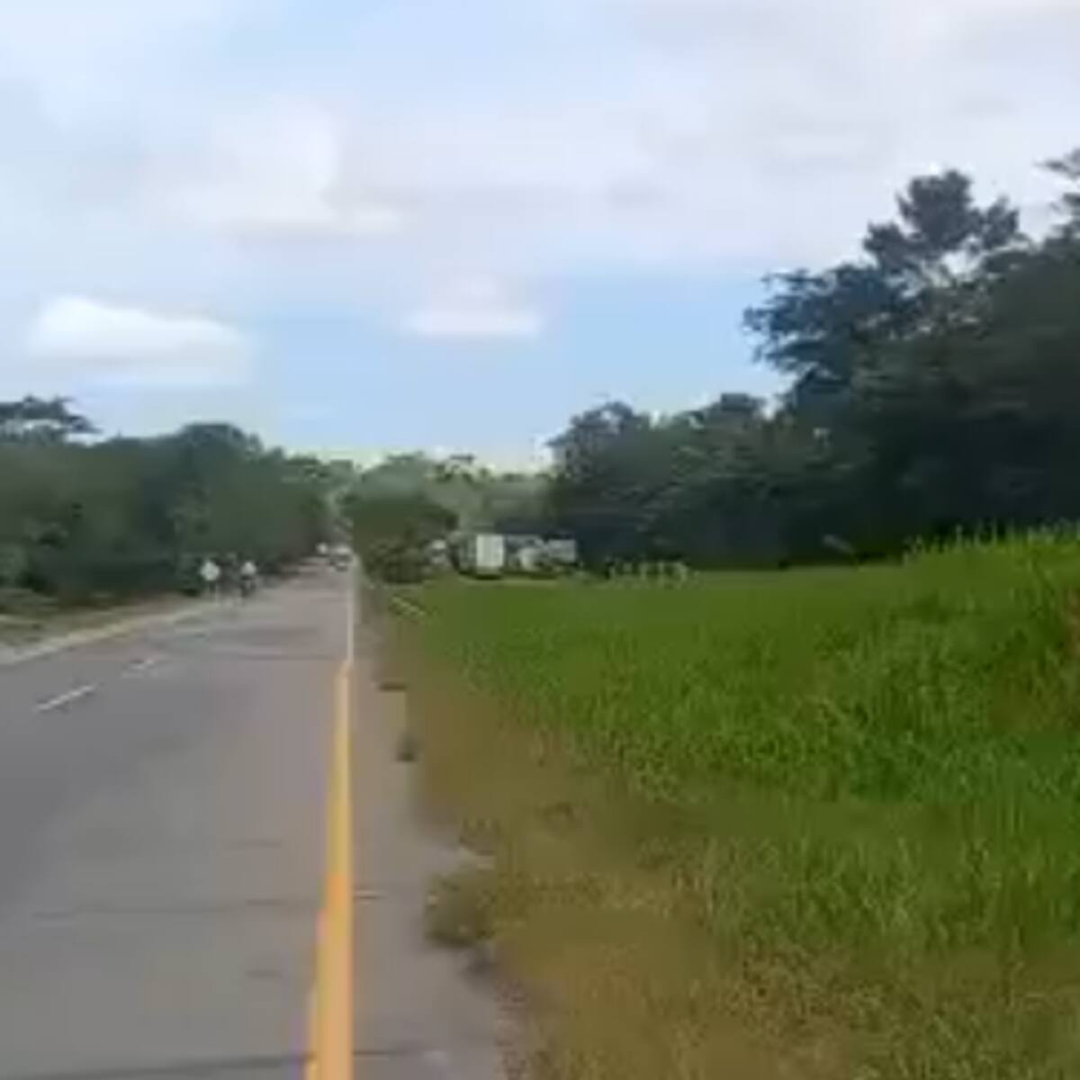 Se reporta cierre de una vía en el Cesar por posible artefacto explosivo del ELN
