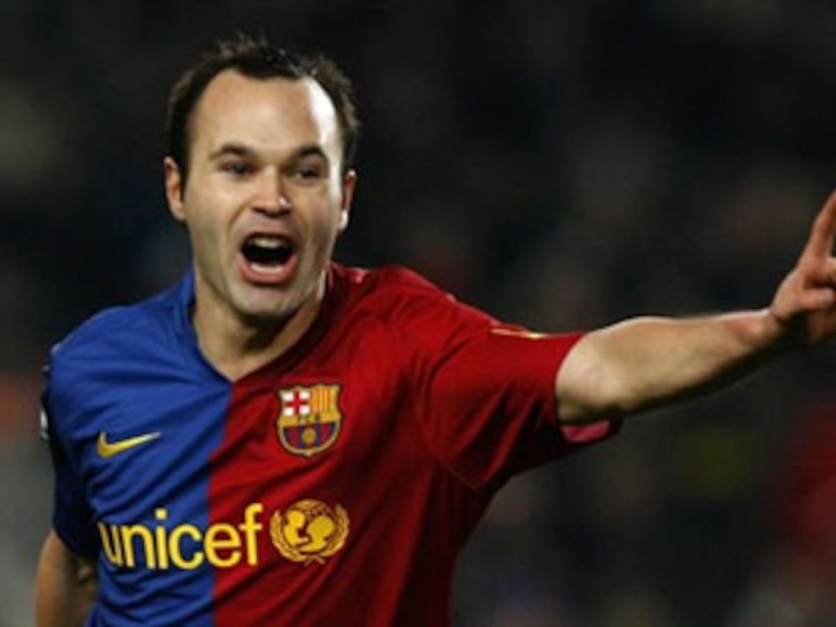 Andrés Iniesta se lesionó y estará quince días por fuera de las canchas