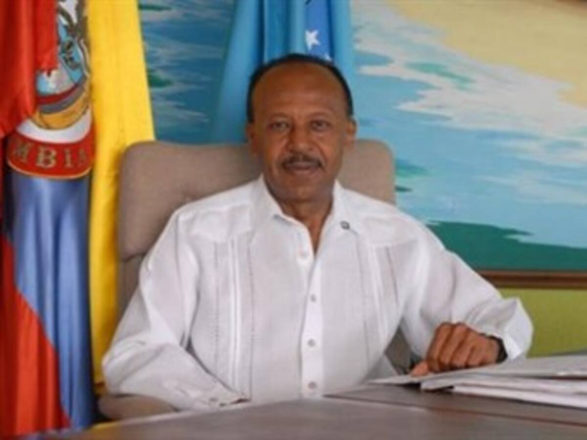 Suspenden al gobernador de San Andrés, Pedro Gallardo