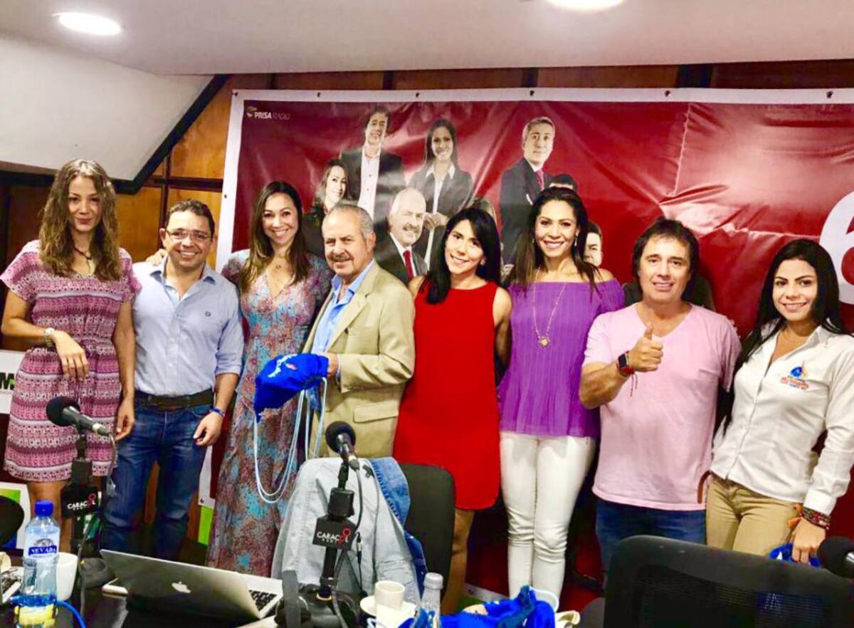 A lo largo de la mañana escucharán a personajes de la ciudad, las iniciativas en marcha y los problemas que aquejan a sus gentes y muchas cosas de interés desde Santa Marta para Colombia.