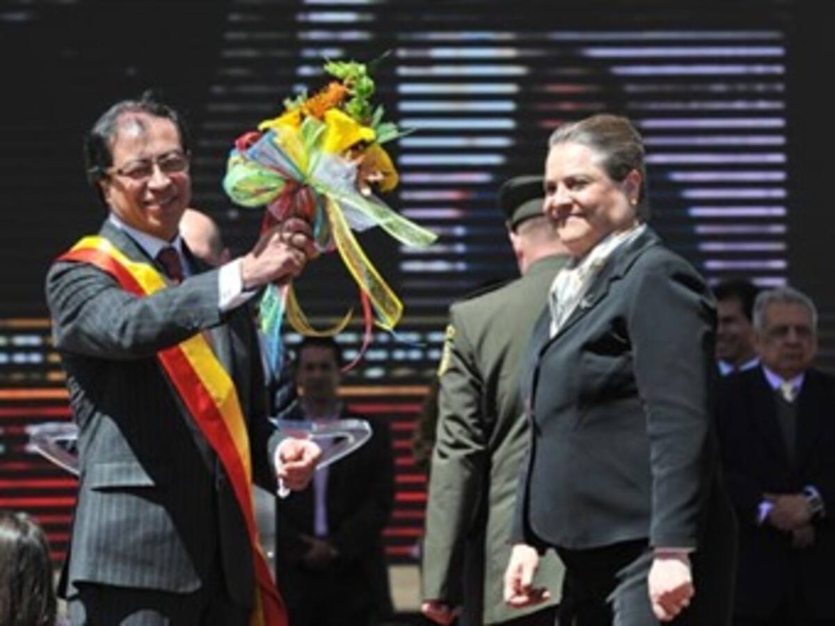 Petro anuncia que prohibirá definitivamente el porte de armas en la capital