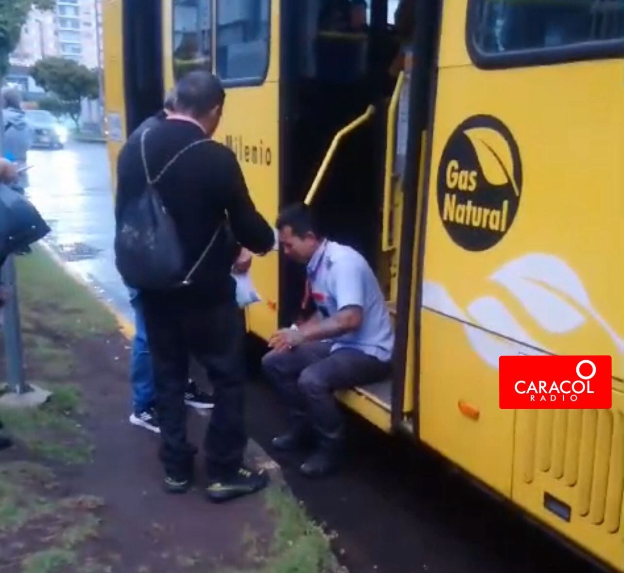 Hombre atacó con gas pimienta a conductor del SITP