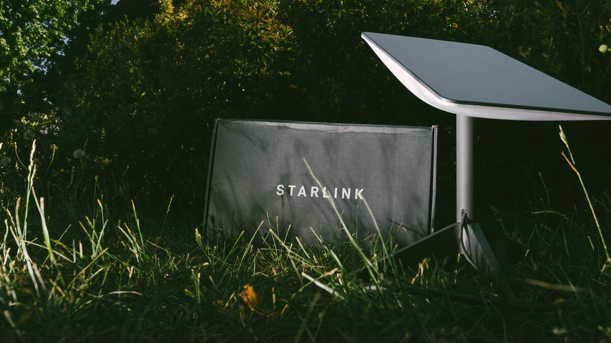 Irán dice haber incautado cientos de equipos de internet satelital Starlink de Estados Unidos