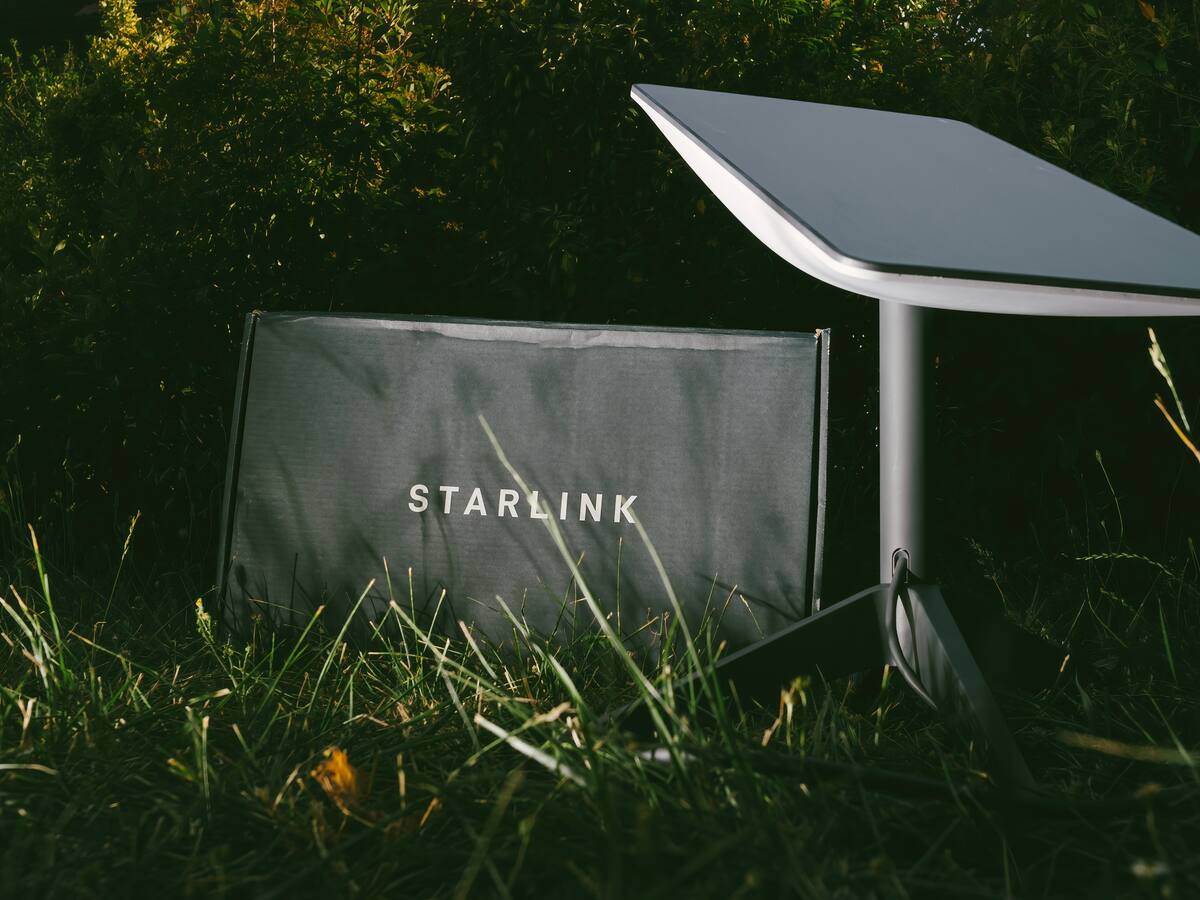 Irán dice haber incautado cientos de equipos de internet satelital Starlink de Estados Unidos