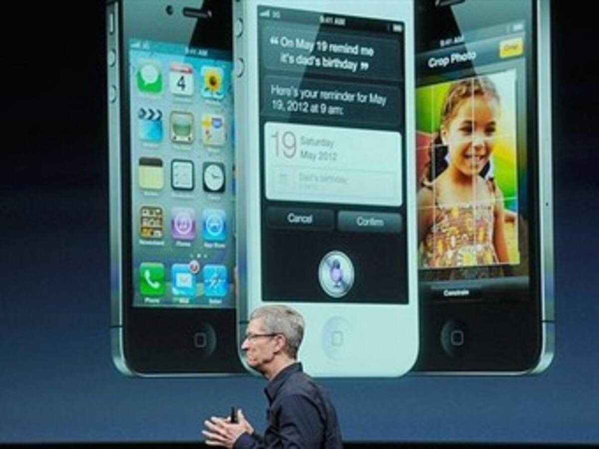 Apple anuncia el lanzamiento del iPhone 4S sin mencionar el iPhone 5