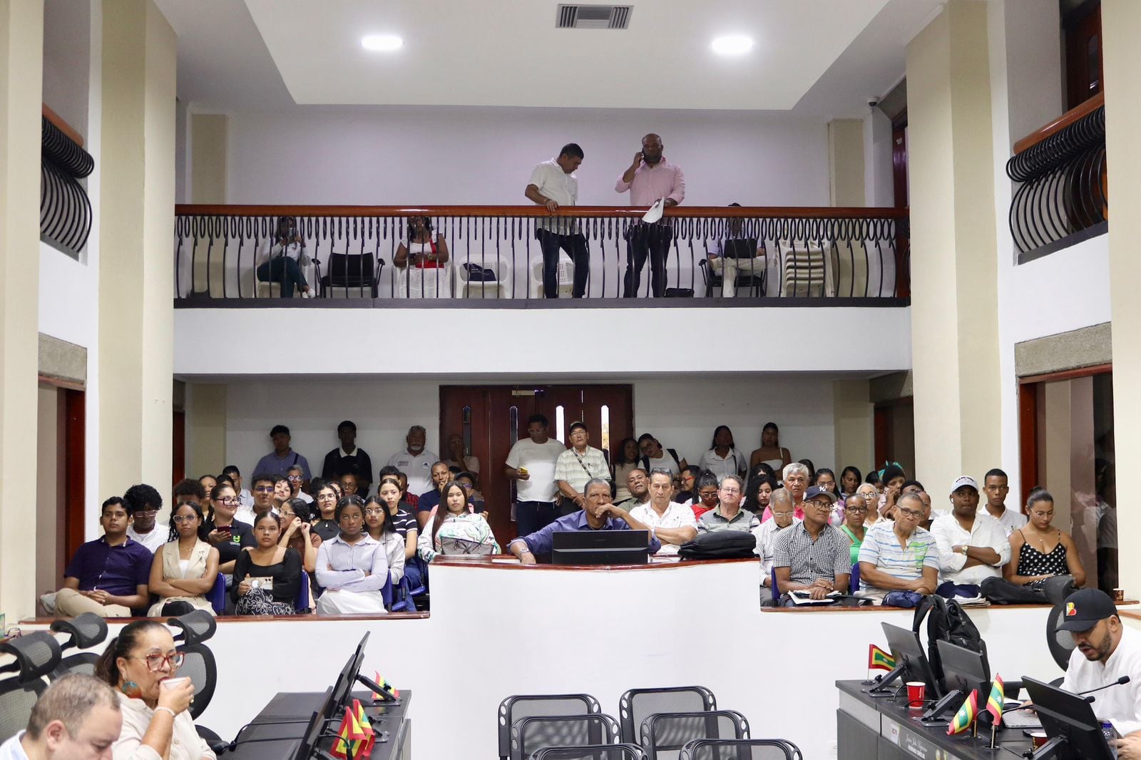 Concejo de Cartagena debate fallas en el servicio de aseo y cuestiona tarifas de Veolia y Pacaribe