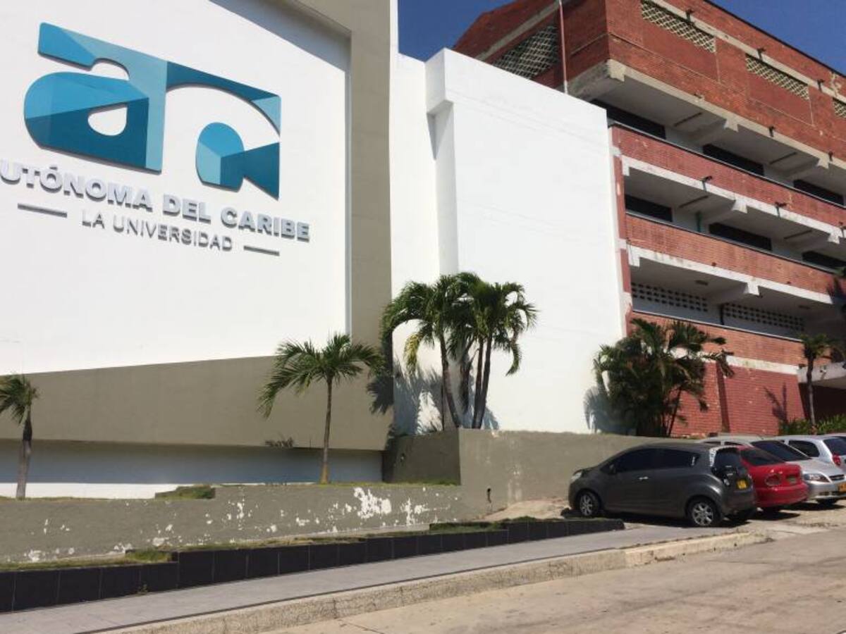 Directivos denuncian alteraciones en actas en rectoría de Ramsés Vargas