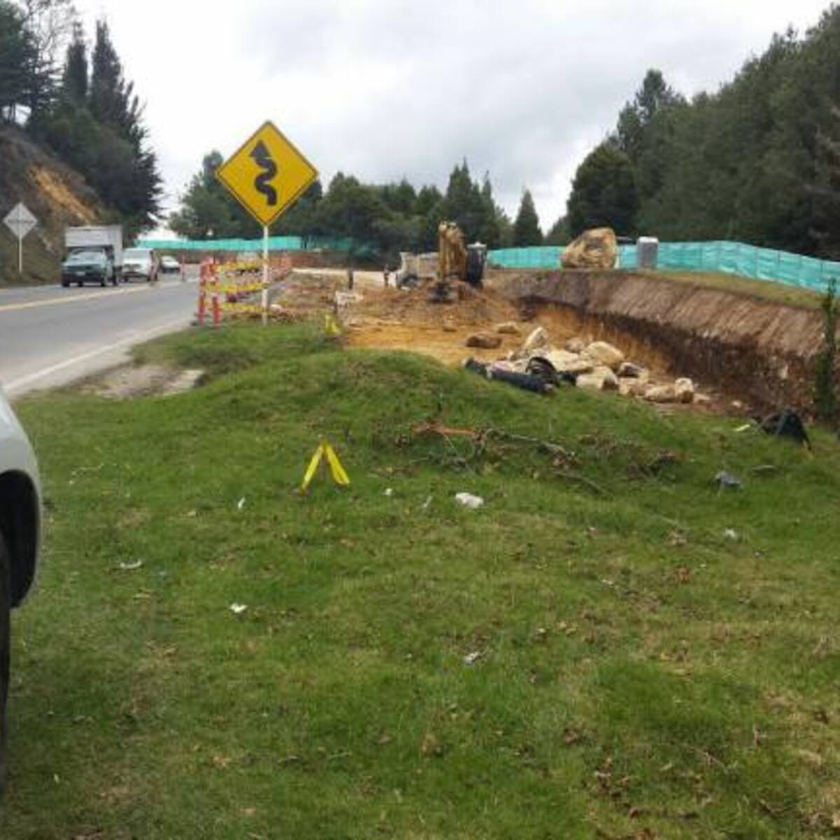 Controlan emergencia en la vía Tunja-Bogotá por un escape de gas a la altura del Puente de Boyacá