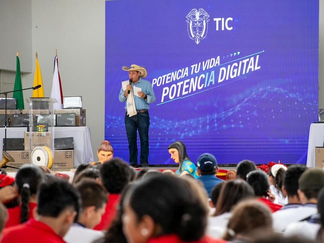 Ministerio de las TIC anuncia inversión de 23.376 millones de pesos en Sucre