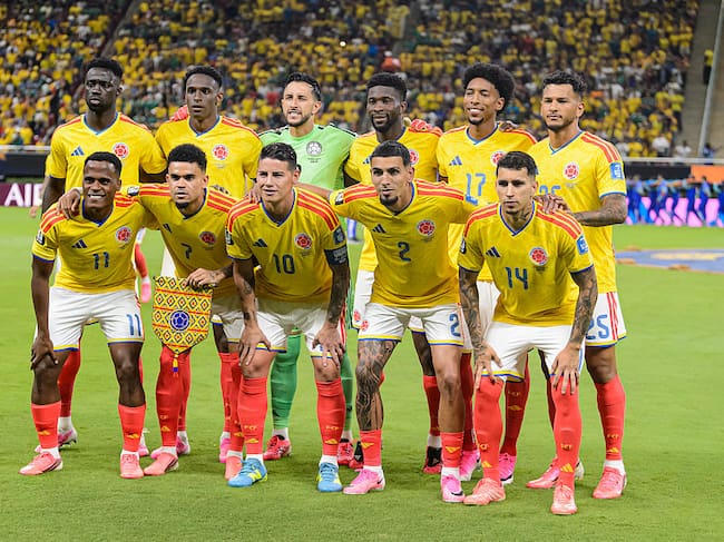 ZAPOPAN, MEXICO - JUNE 23: Colombia squad pose for team photo prior to the FIFA World Cup 2026 Group K match between Colombia and Congo DR at Guadalajara Stadium on June 23, 2026 in Zapopan, Mexico. (Photo by Martín Fonseca/Eurasia Sport Images/Getty Images)