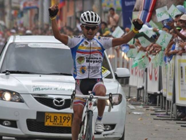Óscar Sevilla pierde e liderato de la Vuelta a Colombia y José Rujano gana la novena etapa