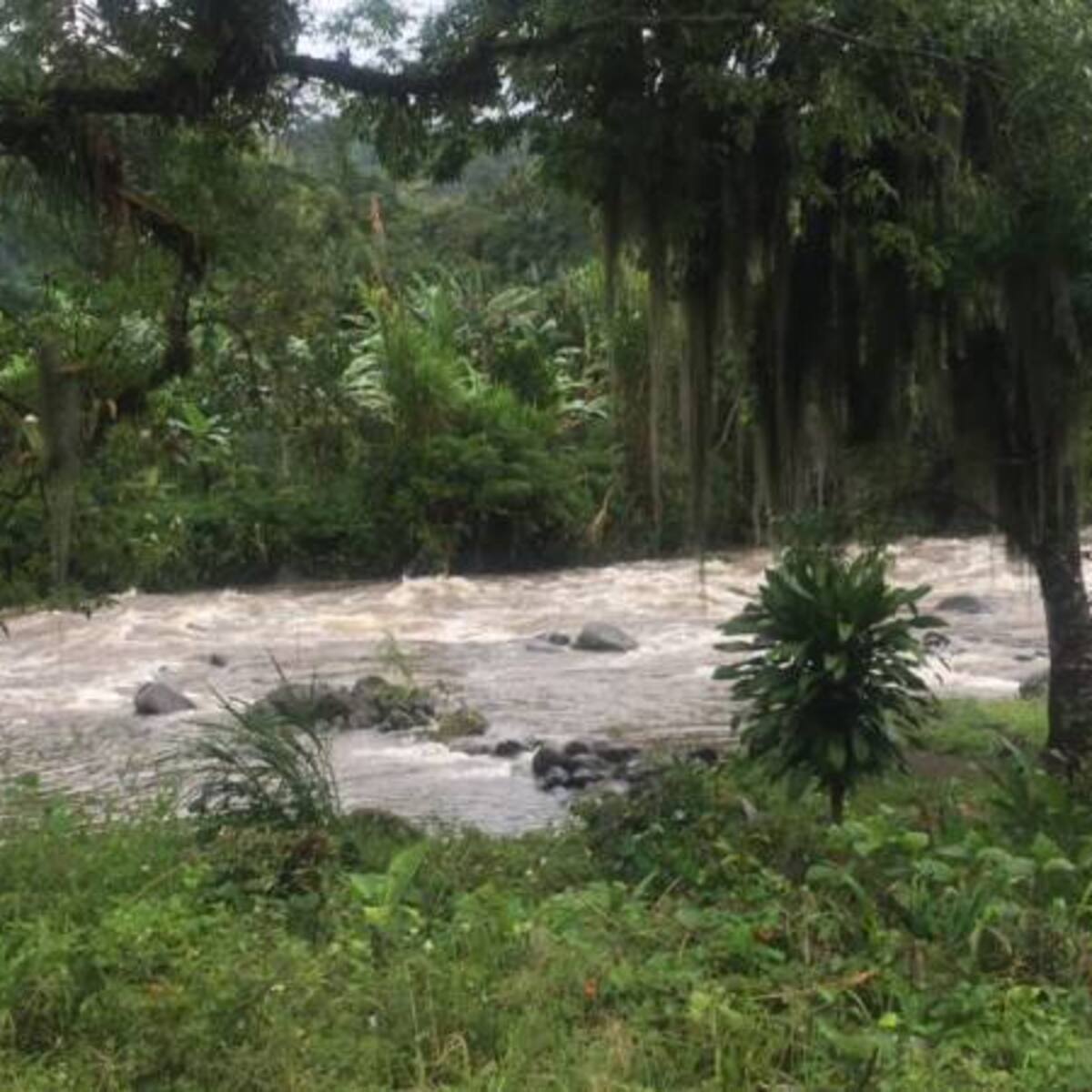 Se mantienen las alertas por probabilidad de crecientes en los ríos y deslizamientos