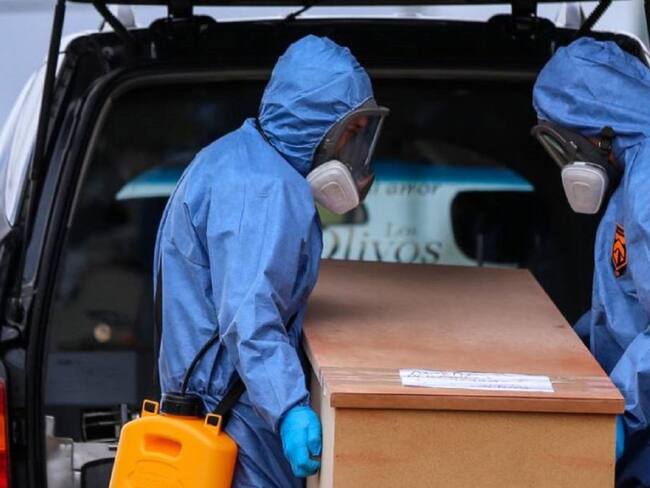 Activan contingencia para manejo de cadáveres con COVID en Santander