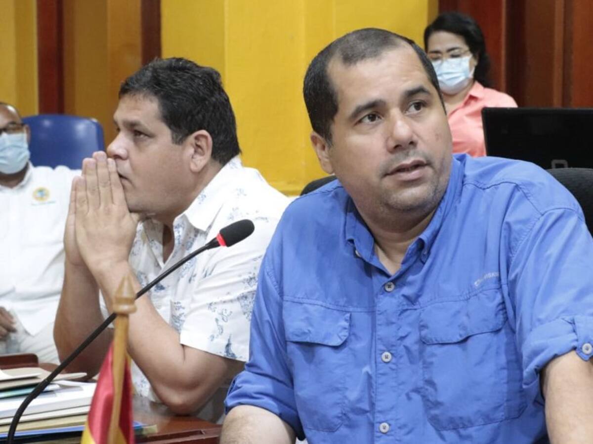 Contrato de hospitales inconclusos detenido por temas administrativos