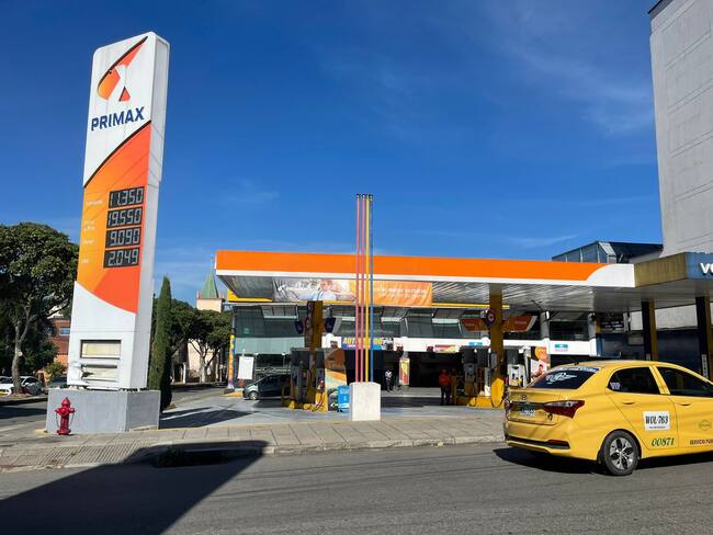 Gasolina en Bucaramanga subió $400