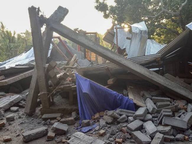 Decenas de muertos y cientos de heridos dejó terremoto en Indonesia