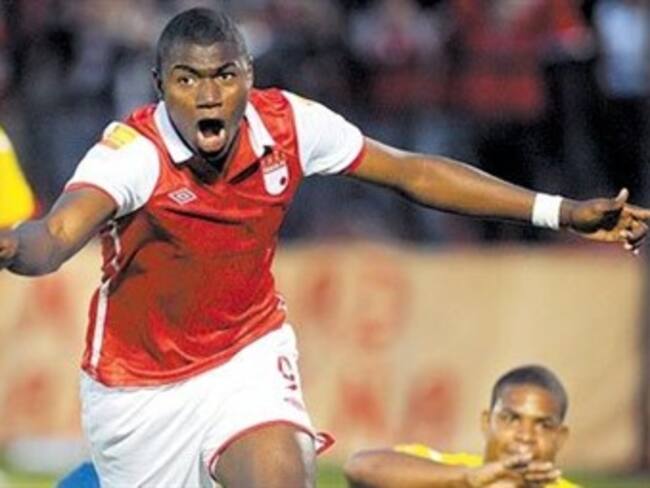 Santa Fe venció 2-1 al Huila y es líder del cuadrangular A del fútbol colombiano