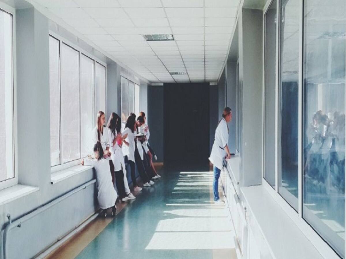 En Montería agreden a una mujer solo por verla con su uniforme de enfermera