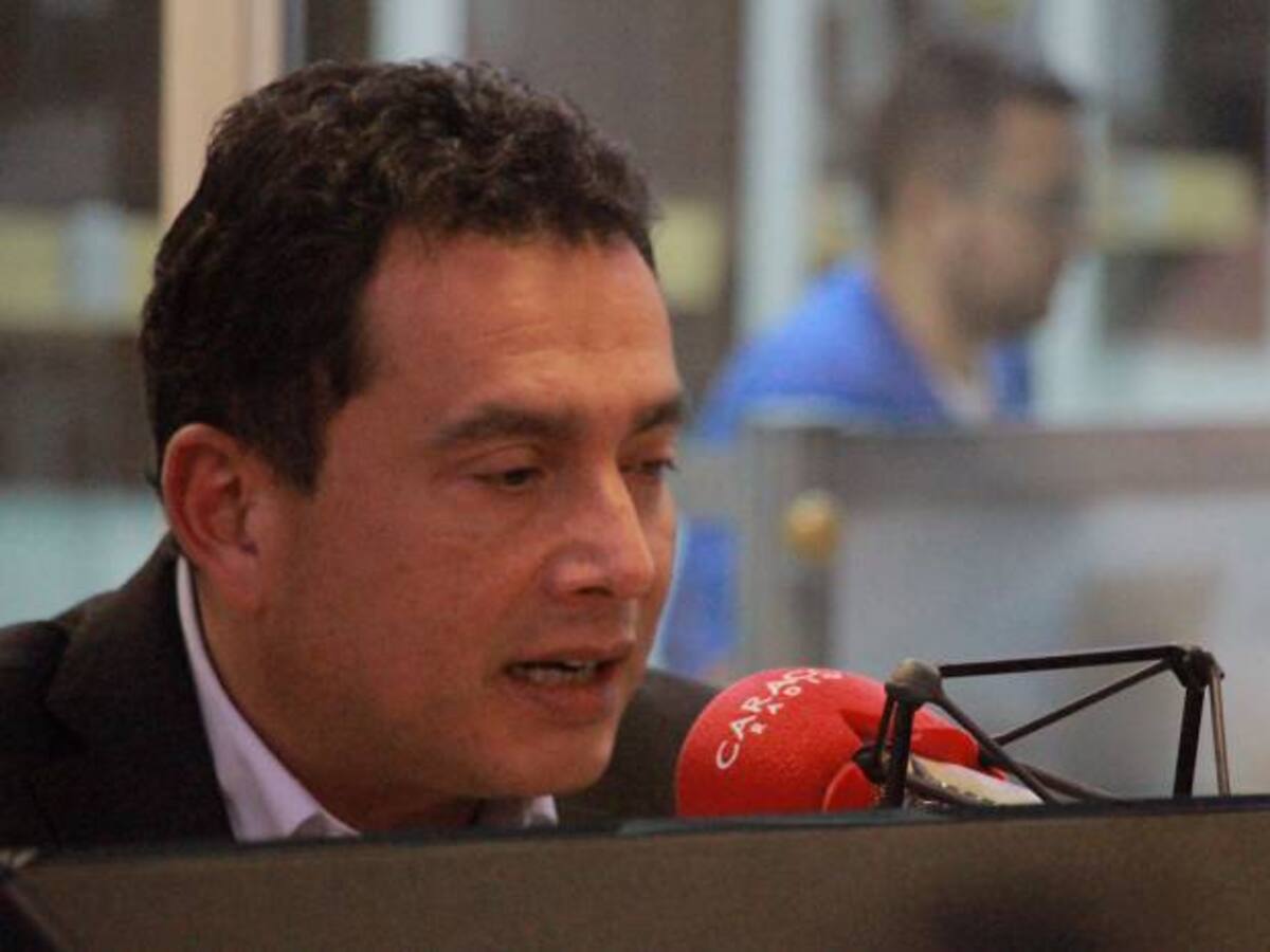 Si los del centro no se apropian del discurso, se desploman: Libreros