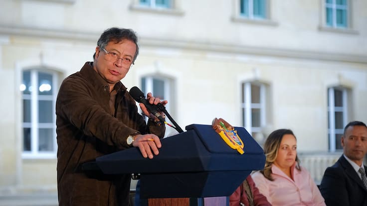 Al Oído: Gustavo Petro dijo que todos viviríamos sabroso, pero la fiesta fue solo para él y los suyos