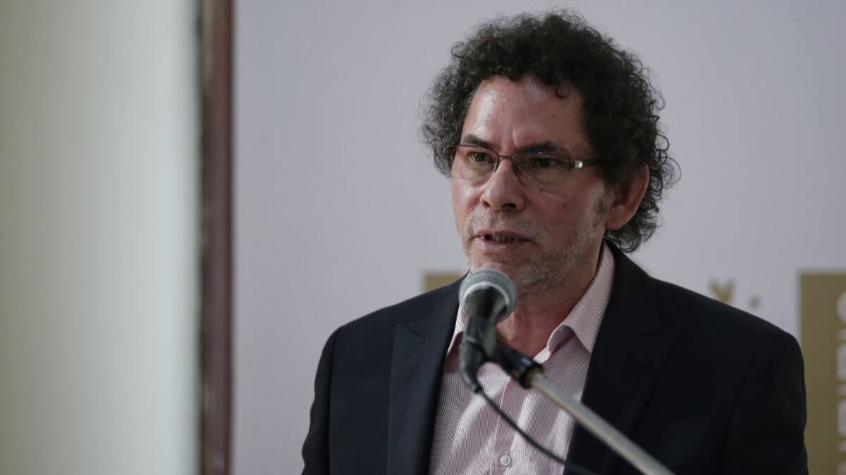 Alape: “ELN no va a permitir que entreguemos tierras para las víctimas”