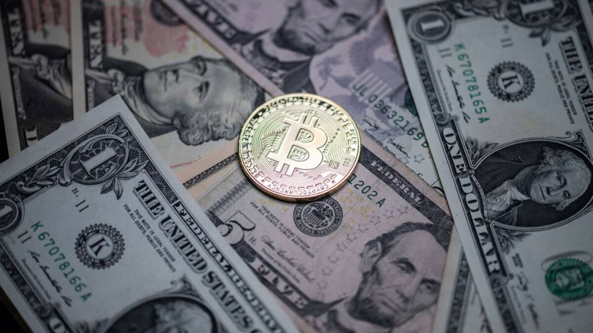 Presidente Biden emitió orden ejecutiva para explorar "dólar digital"
