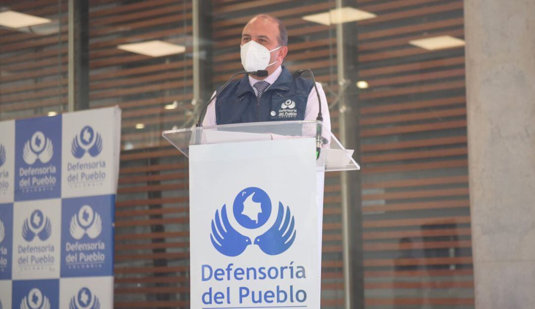 Defensor del Pueblo, Carlos Camargo