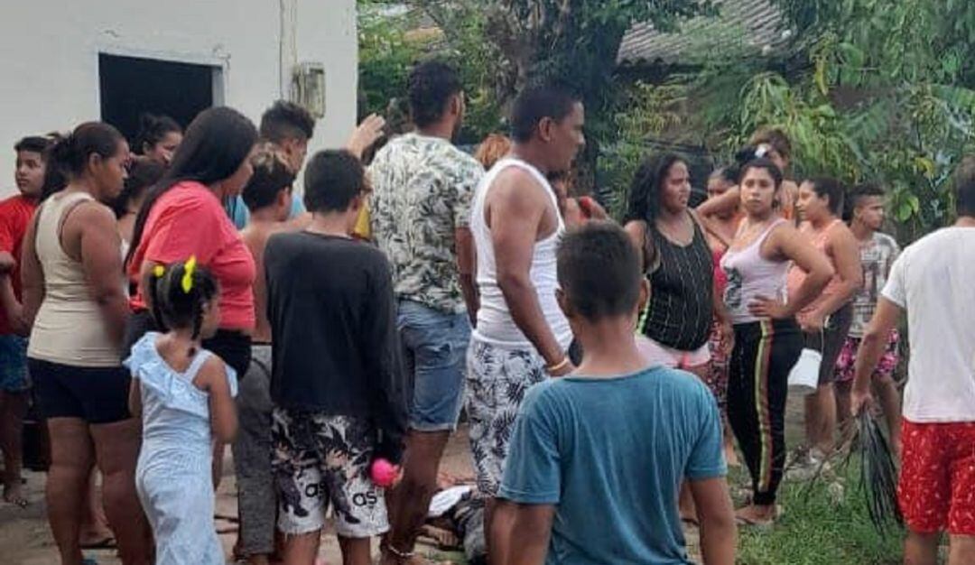 Los homicidas preguntaron por otra persona y luego le propinaron dos balazos al menor de 17 años, acabando con su vida
