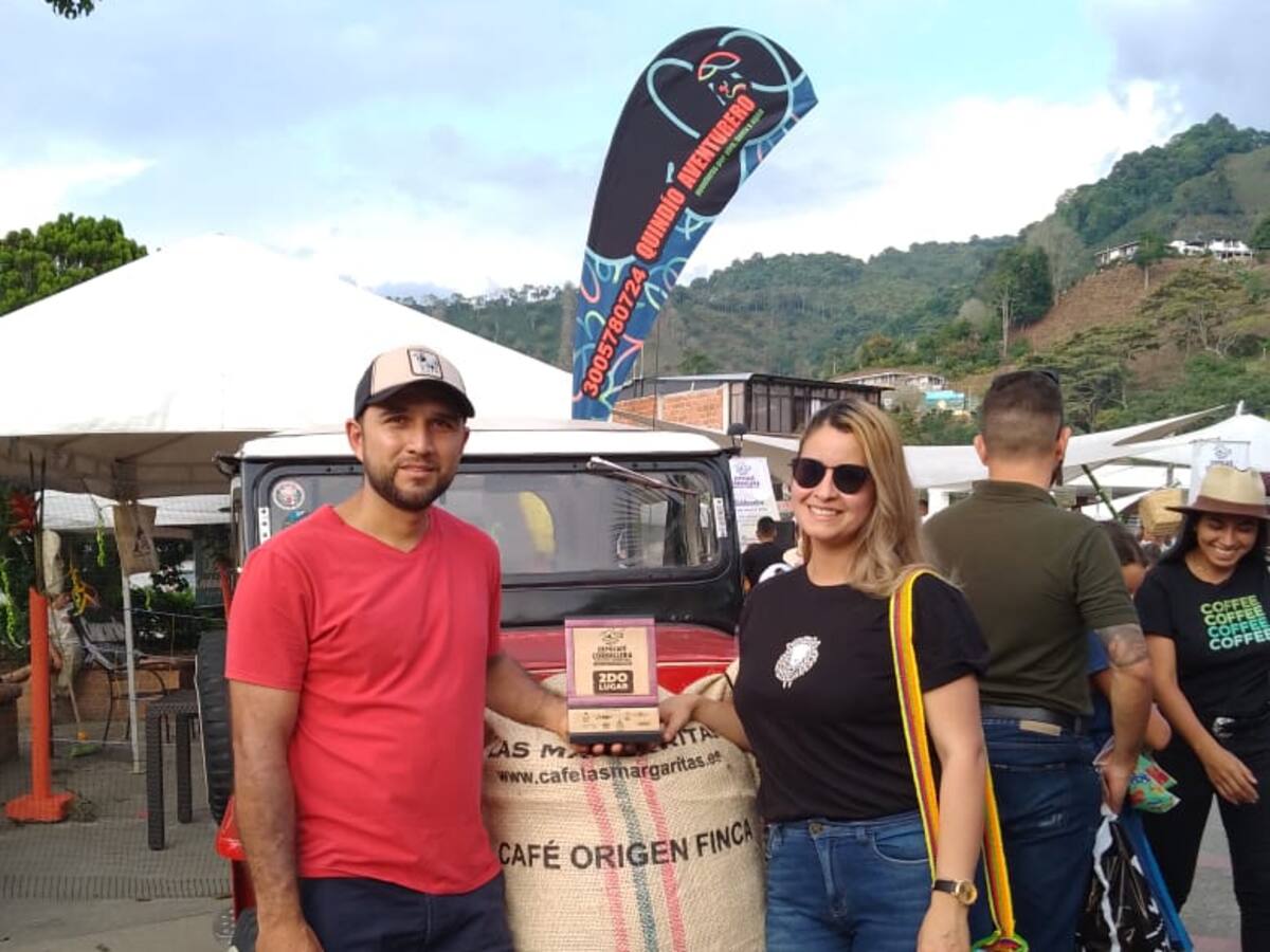 Pareja en el Quindío impulsa su propia marca de café e incentiva el amor por el campo