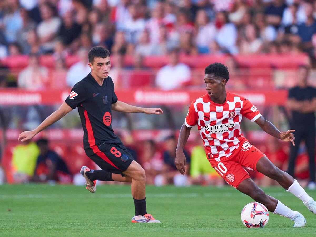 Yaser Asprilla suma minutos como local en la derrota del Girona ante Barcelona