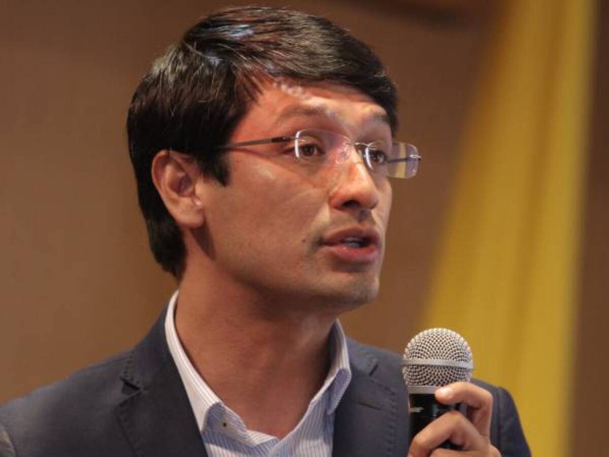 Las 80.000 cajas de aguardiente que tienen en líos al gobernador de Nariño