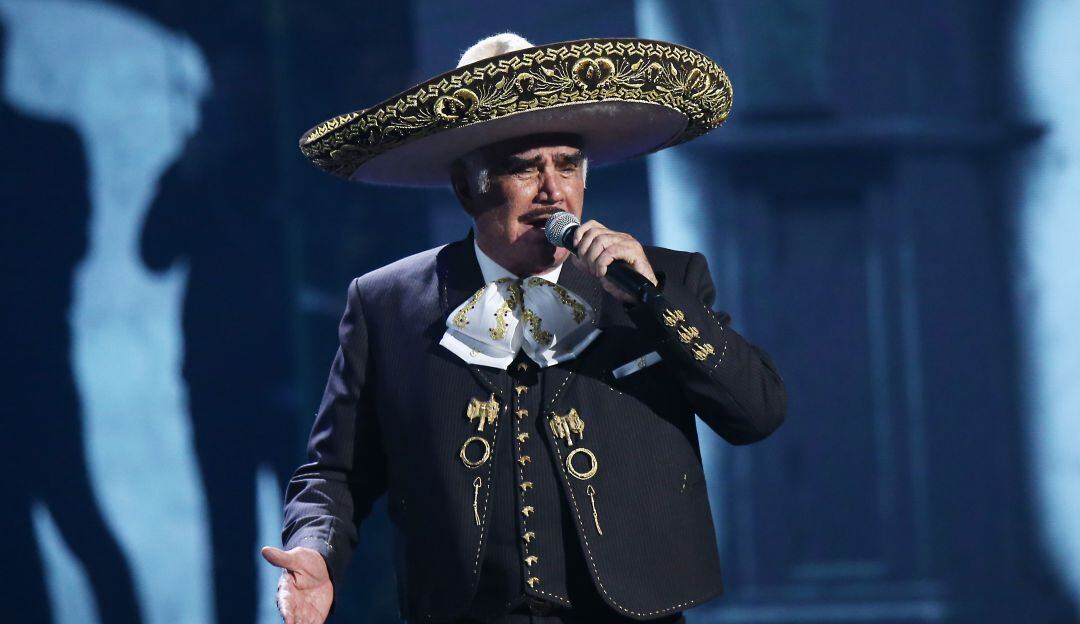 Vicente Fernández en el aniversario número 20 de los Grammy en 2019