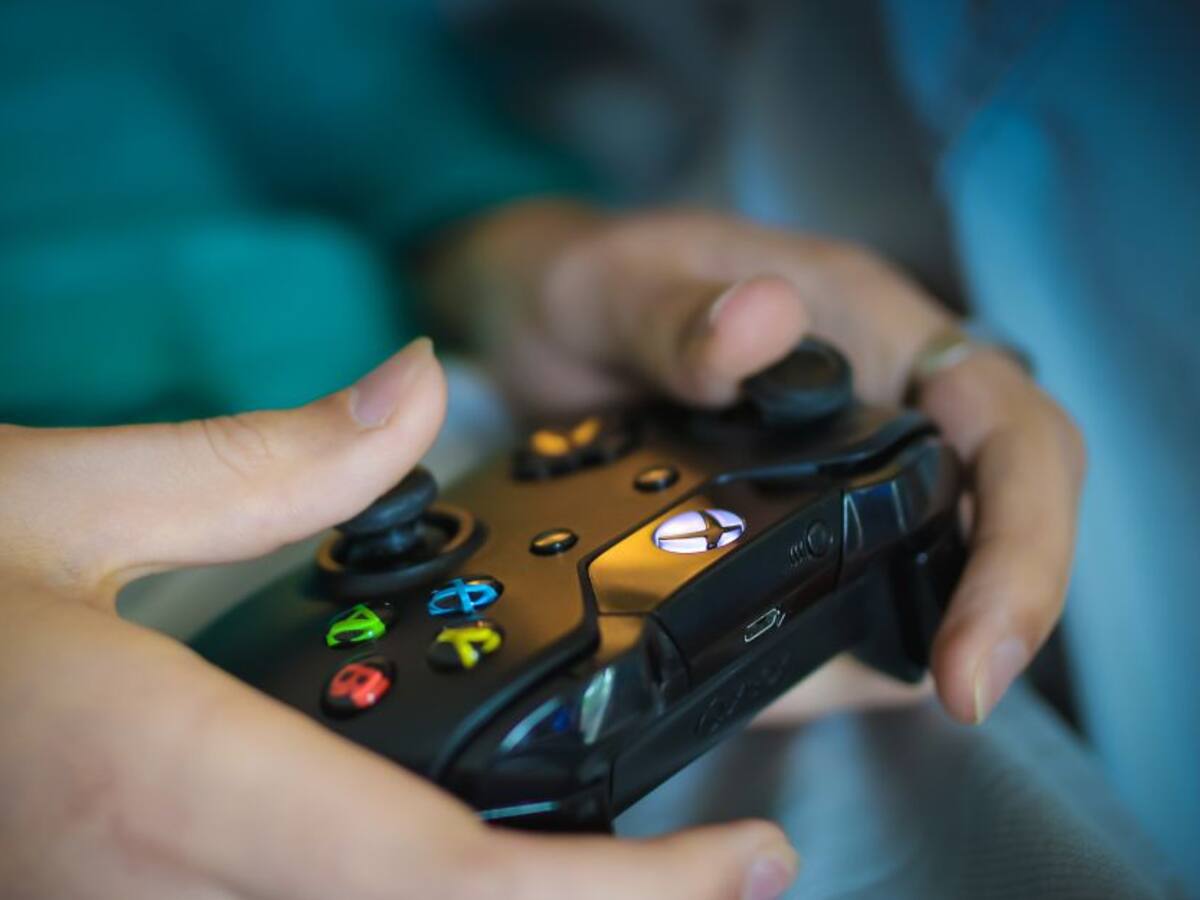 Jugador de Fifa es vetado del juego por insultos racistas a un exfutbolista