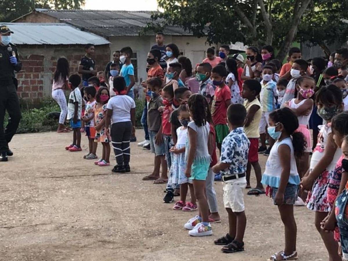 Policía realiza campaña para fortalecer la familia en Bolívar