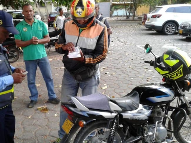 Autoridades inmovilizaron 17 motos en el barrio Pie de La Popa en Cartagena