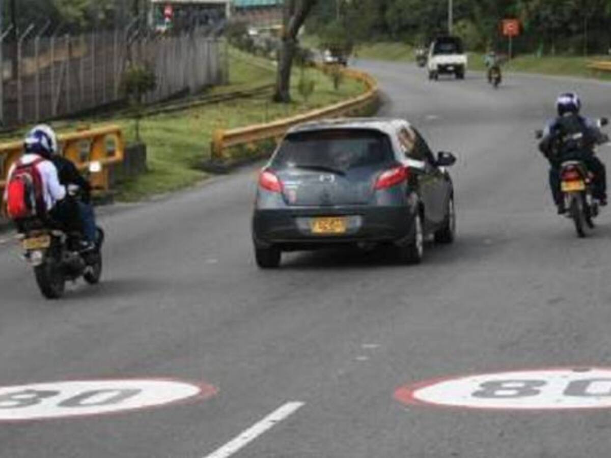 Gobierno aclara límite de velocidad en Autopista Sur Oriental