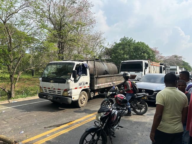 Protestas en Santa Catalina se mantienen por falta del servicio de energía